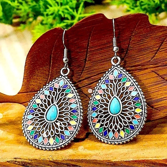 Waterdrop Teal Southwestern Tribal Boho Dangle Style Earrings, NWT - Picture 1 of 5